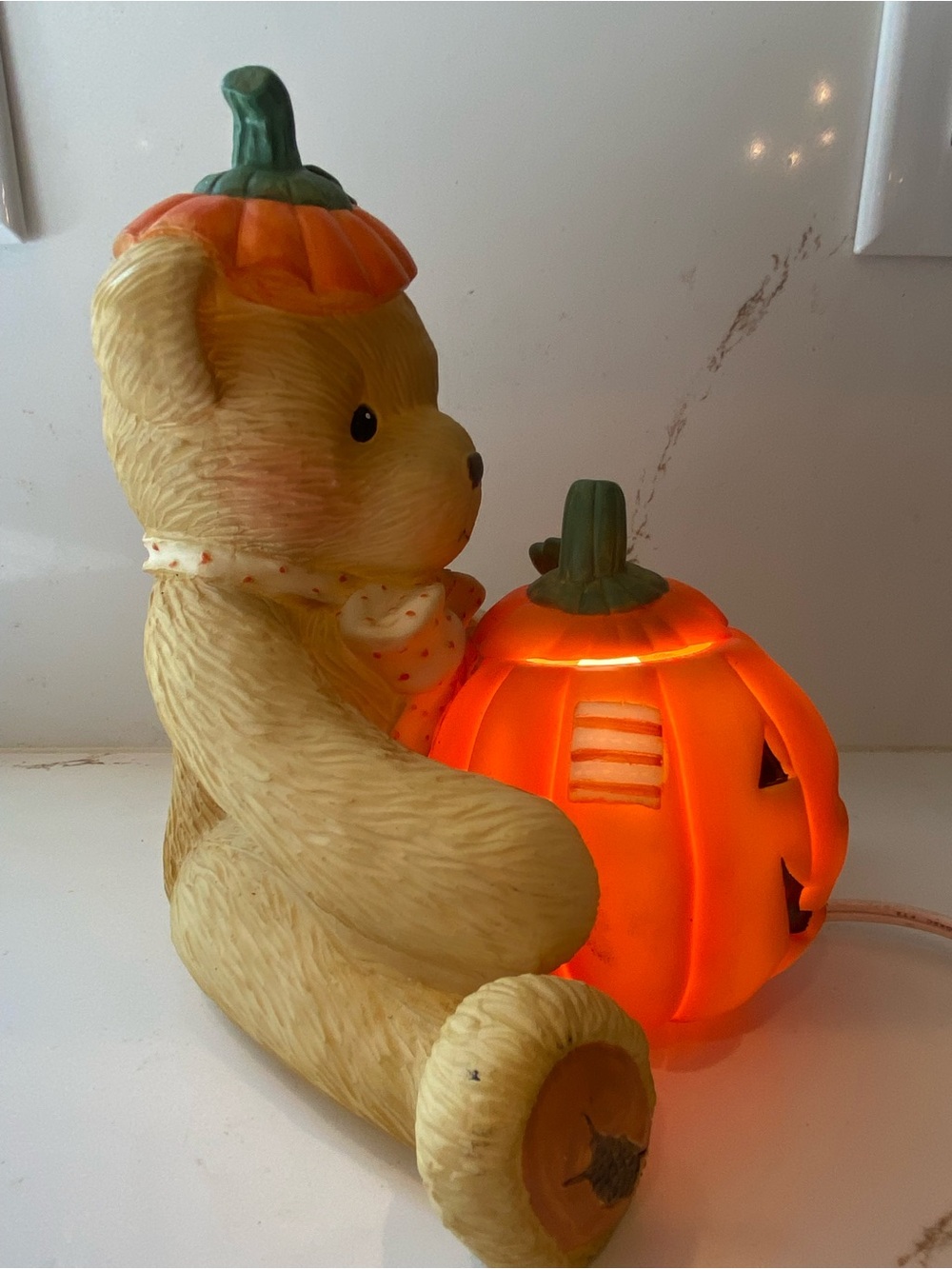 Vintage Halloween Bear Pumpkin Nightlight By Enesco 1994 Works 8” - Picture 3 of 12